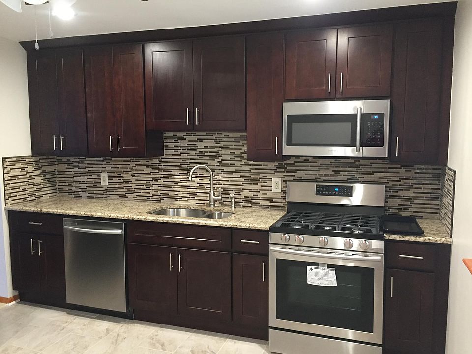 1st image of 26 Elmwood Ter #1