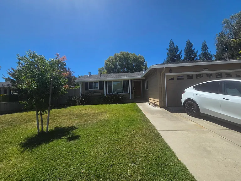 4094 Francisco St — Photo 1