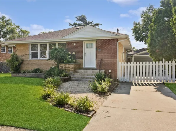 2410 Sunnyside Ave, Westchester, IL 60154