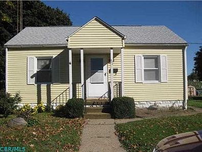 1st image of 400 Cedarcrest Ave