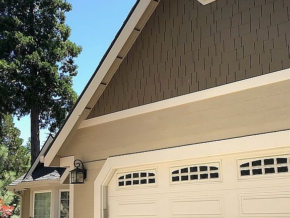 Gable Accent Shingles