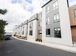 85 Myrtle St #110, Quincy, MA 02171