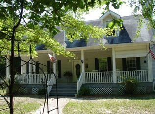 1651 Magnolia Rd, Red Bay, FL 32455