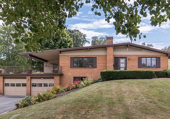 4th image of 15209 Fairoaks Ln