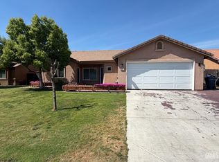 401 Paseo Mendocino, Delano, CA