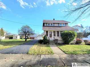 121 Hickory St, Falconer, NY