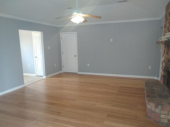 2nd image of 7100 Beauvoir Ct