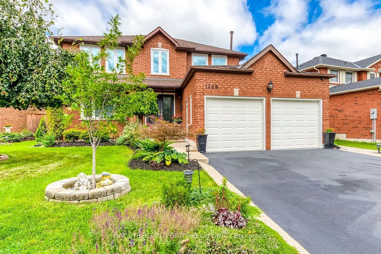 4 bed, $5,000 — Photo 1