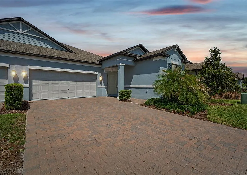 9911 Campanula Ct