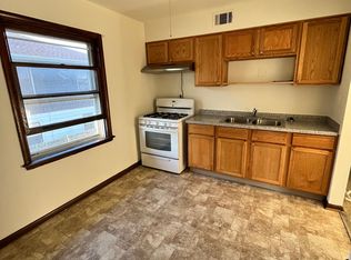 4017 S 51st St, Milwaukee, WI 53220