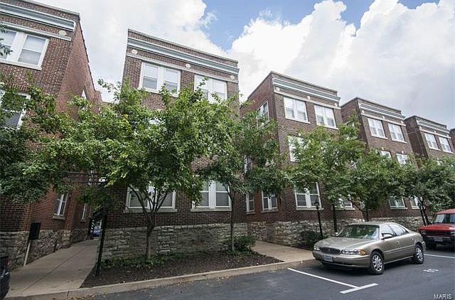 1st image of 5350 Pershing Ave APT 3C