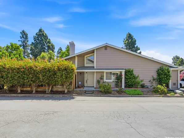 2402 Heathrow Ln, San Leandro, CA 94577