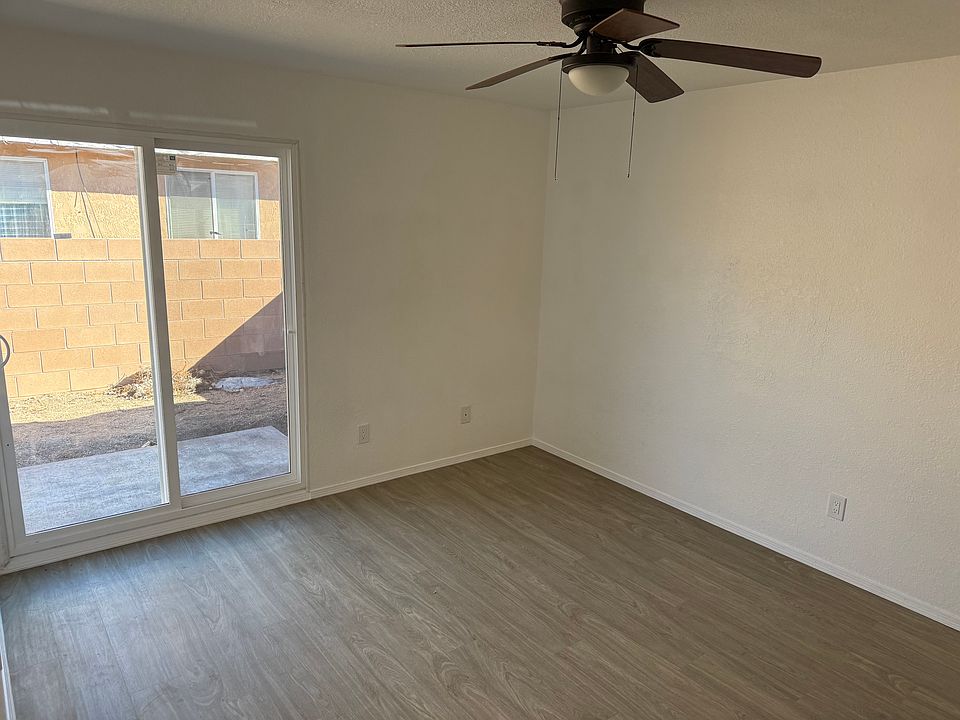 Master Bedroom with backyard access