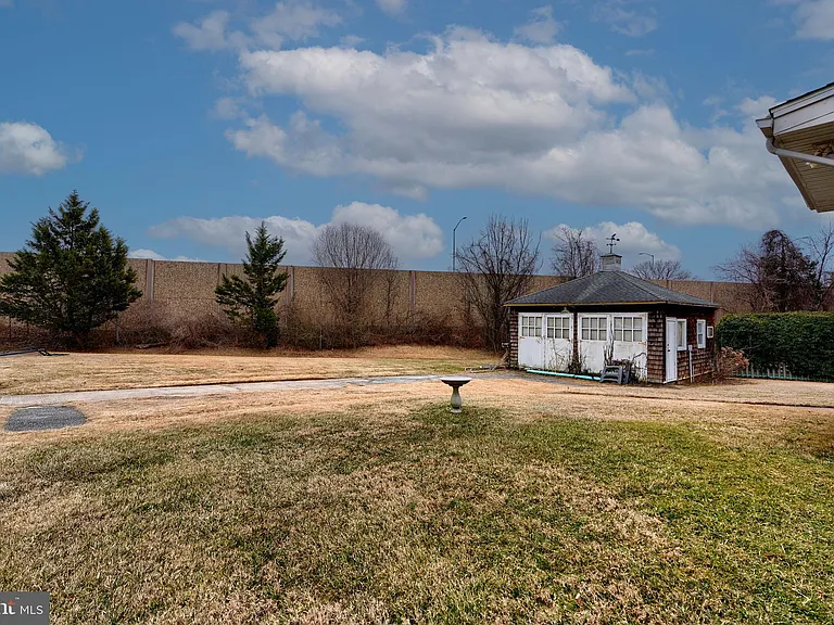 1727 Magnolia Ave — Photo 25
