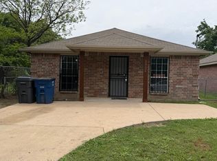 3332 Navaro St, Dallas, TX 75212