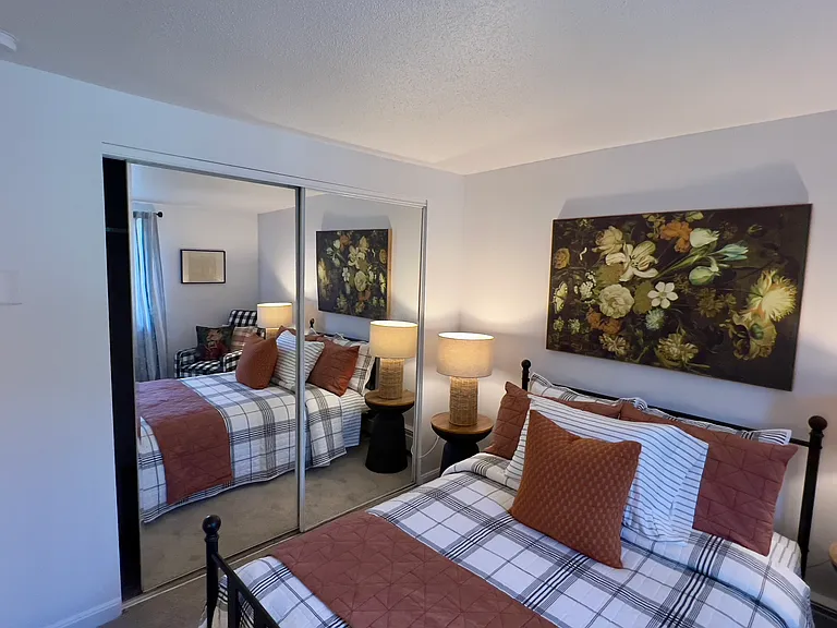 The Den Cedar Ridge — Photo 18