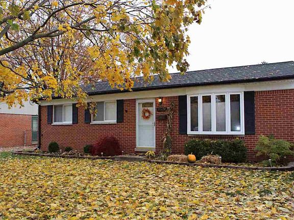 2nd image of 38124 Beecher Dr
