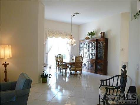 3rd image of 9919 Arbor View Dr S