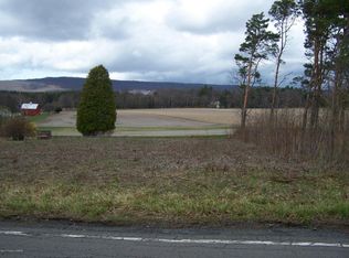 5 E County Rd, Sugarloaf, PA 18249