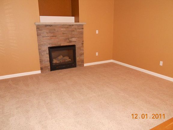 3rd image of 270 Fir Ave