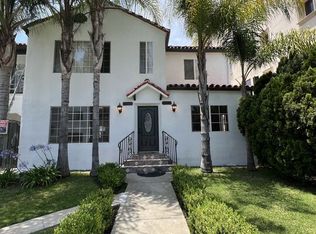 153 N Hamilton Dr, Beverly Hills, CA 90211