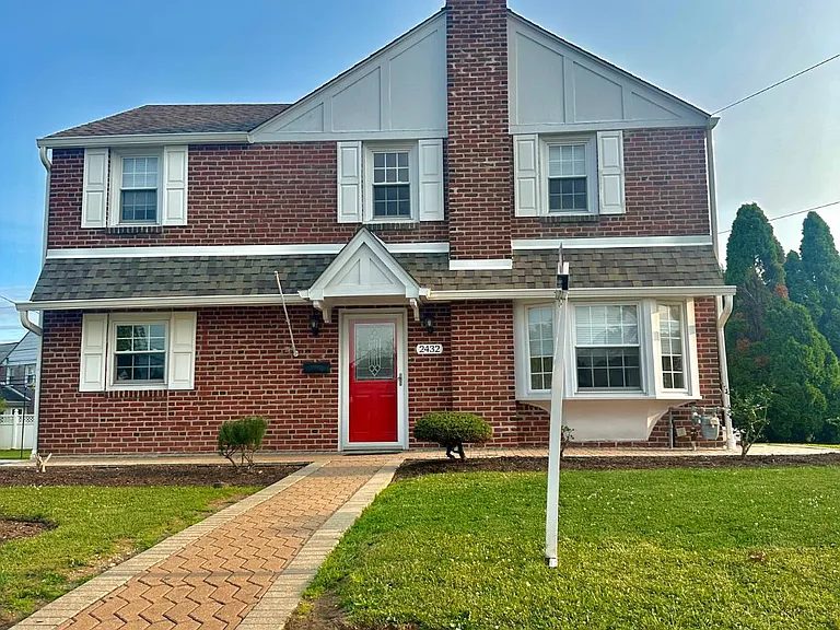2432 W Chester Pike — Photo 1