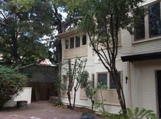 1326 N Olive Dr APT A, West Hollywood, CA 90069