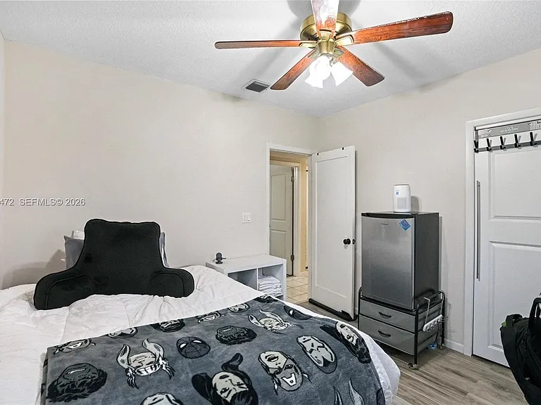 224 NW 19th St #1 — Photo 15