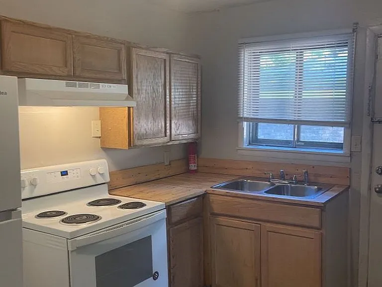 5417 Slayton Ave #A — Photo 15