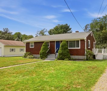 19 Flint Corn Rd, Portsmouth, RI, 02871