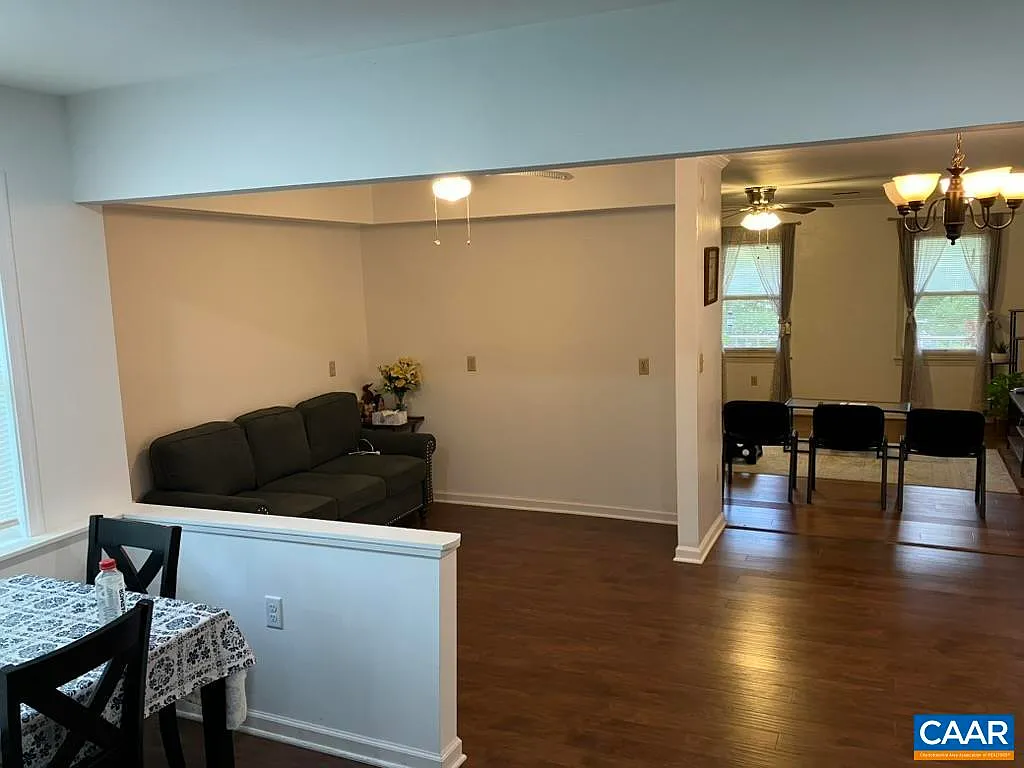 3 bed, 2.0 bath, 1635 sqft, $2,350 — Photo 3