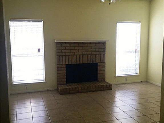 2nd image of 12500 Brookglade Cir Unit 157