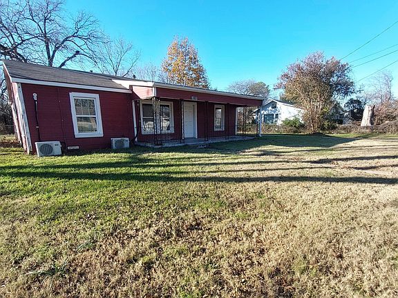 2nd image of 2425 Juanita Dr