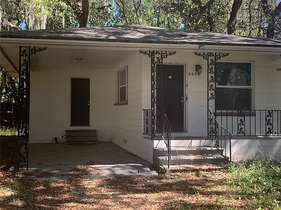 4th image of 3055 Oak Rd