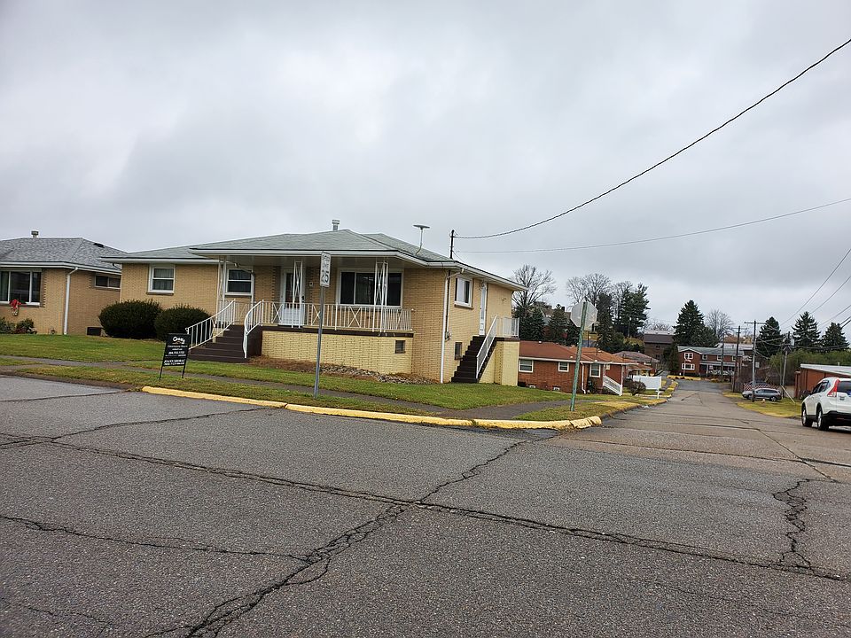 1st image of 229 Elaine St