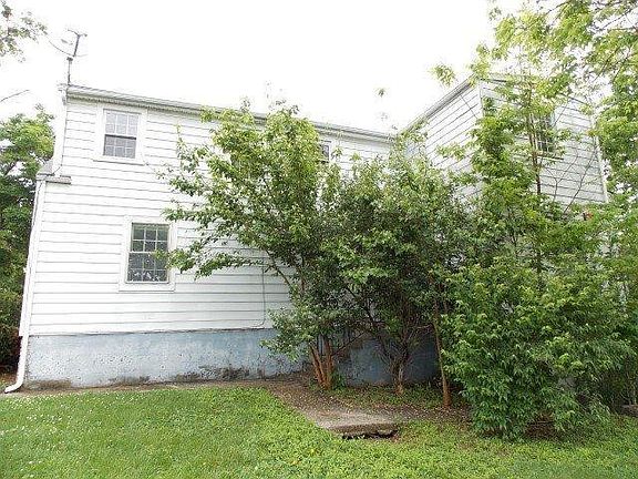 2nd image of 260 McKenzie Ave