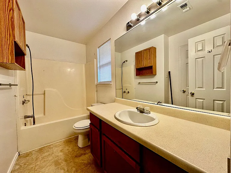 123 Amelia Ct — Photo 7