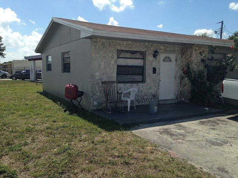 1st image of 2800 NW 21st Ct