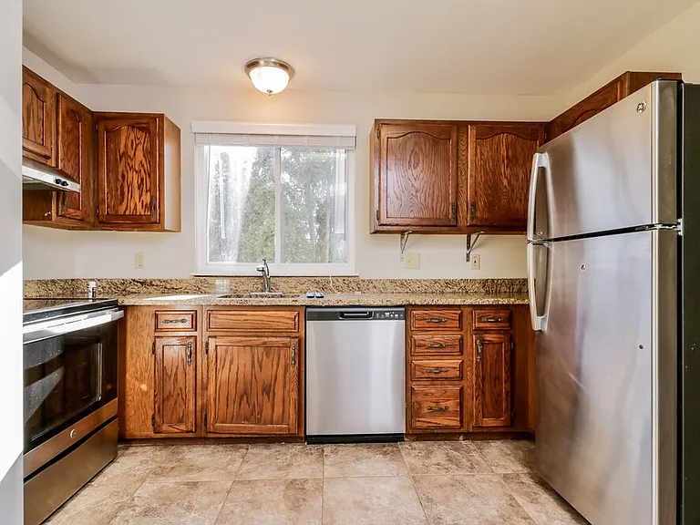 17 Hollow Tree Ct — Photo 11
