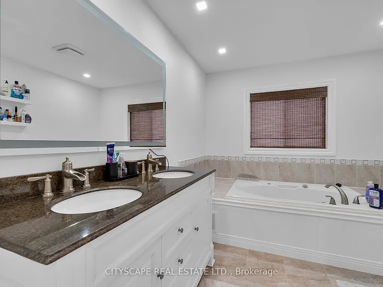 6421 Donway Dr — Photo 33