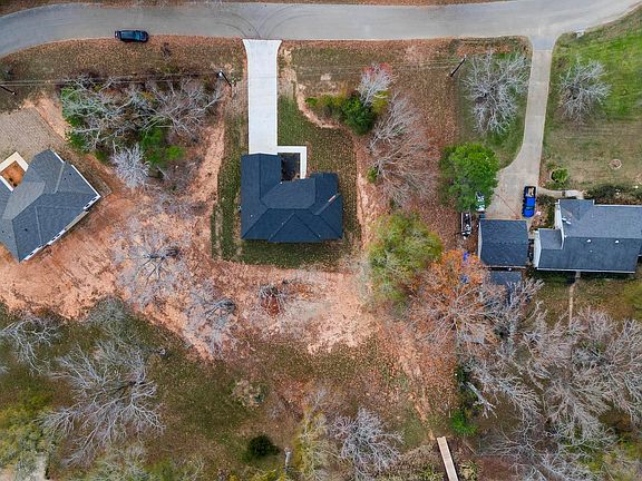 4th image of 18230 W Lakeview Dr