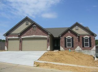 112 Double Tree Ct, Imperial, MO 63052