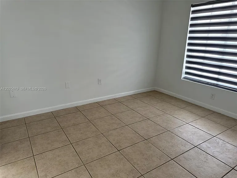 20301 NW 34th Ave — Photo 7
