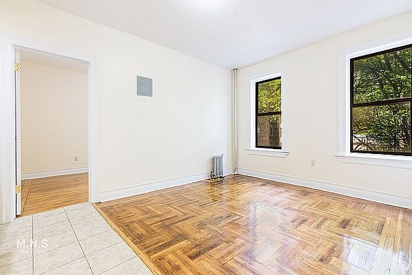 1st image of 118 Post Ave #4N
