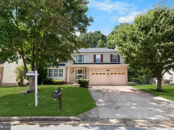 10012 Ellard Dr, Lanham, MD 20706