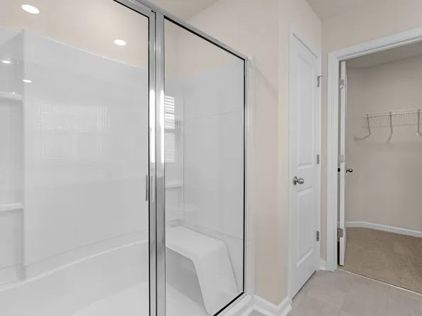 1198 Evelynnview Ln, Kernersville, NC 27284