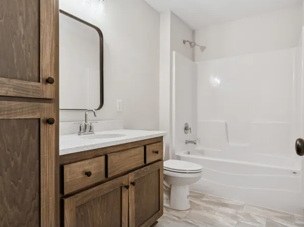 11512 Robinson Dr NW, Coon Rapids, MN 55433