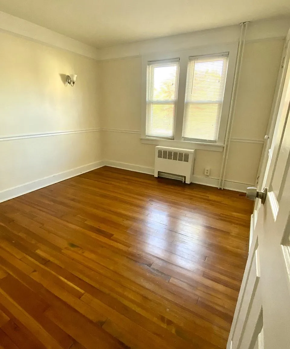 81 Wallace St — Photo 4