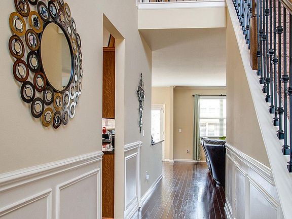 5th image of 4011 Paperbirch Dr