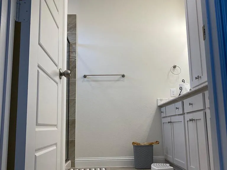 4705 Corriente Vista Ln — Photo 12